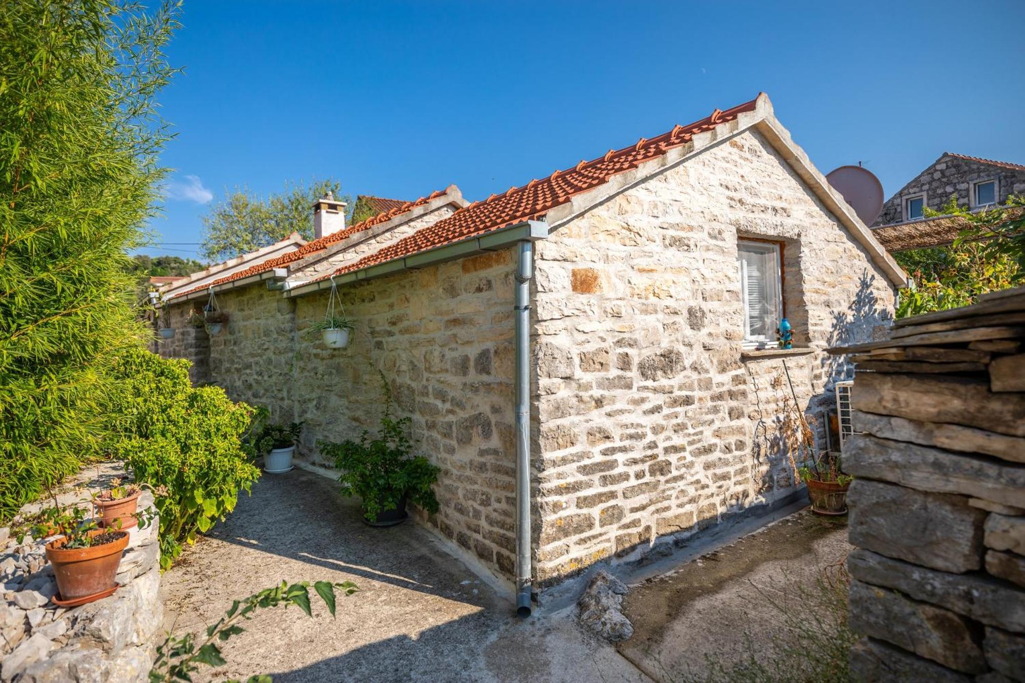 Stone House Harmony Apartment Zrnovo Ruang foto